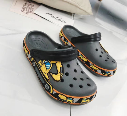 Children's Shoes Pattern Cartoon Fun College Hole Shoes Beach Shoes Sandals