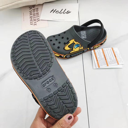 Children's Shoes Pattern Cartoon Fun College Hole Shoes Beach Shoes Sandals