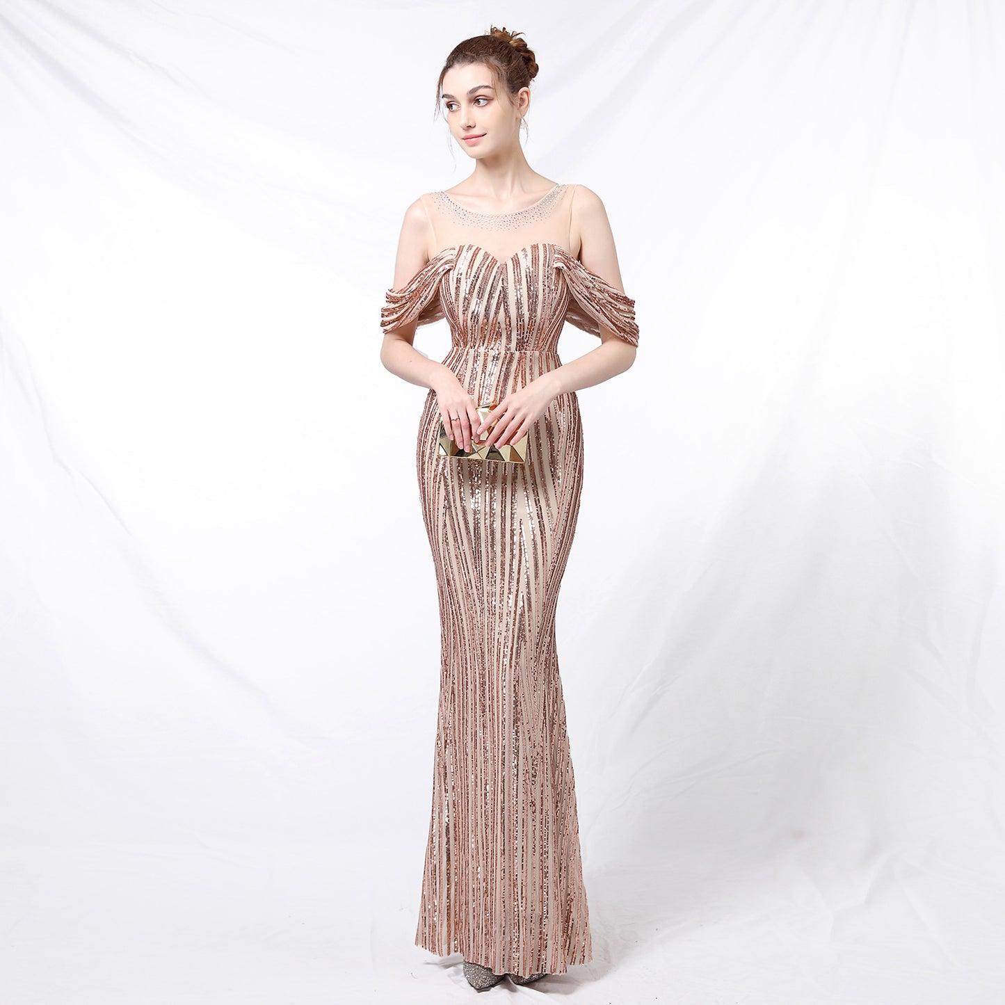 Long Sequined Long Dress With Front And Back